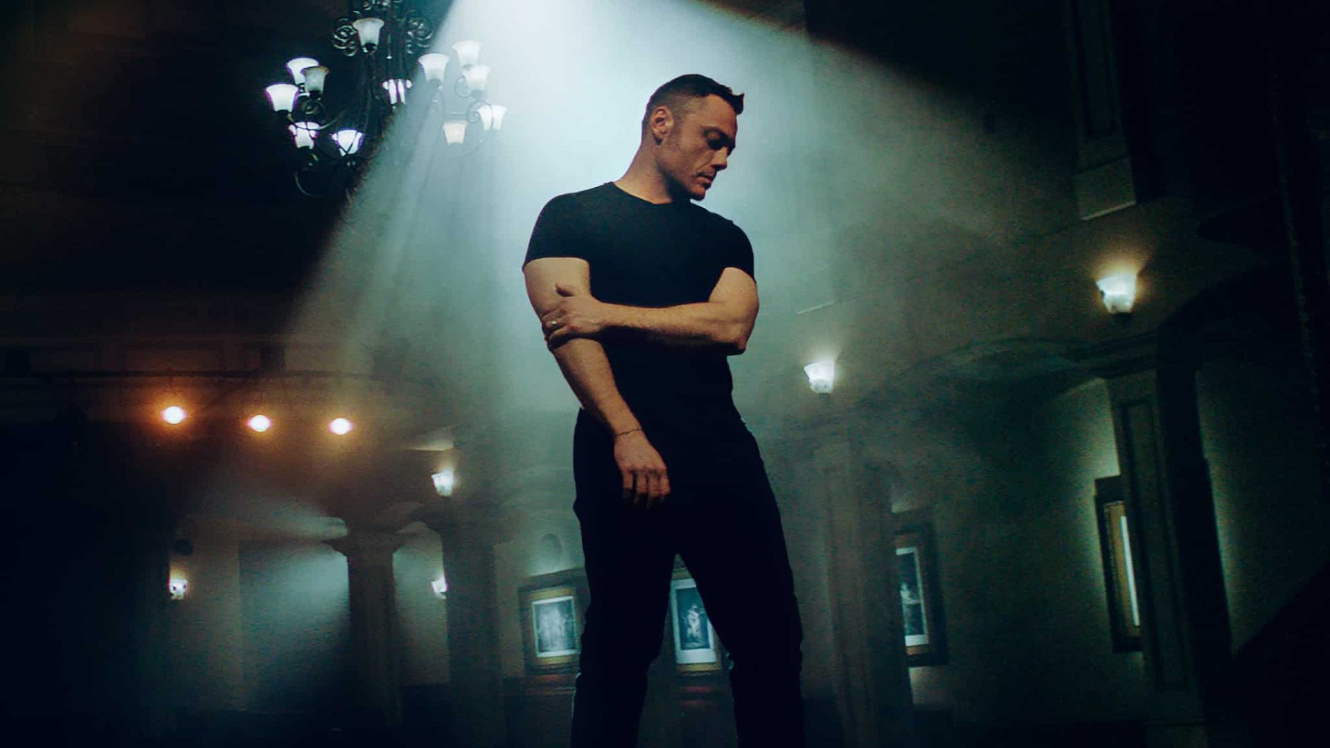 cover-tiziano-ferro-la-vita-splendida-1