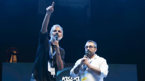 Copyright Radio Kiss Kiss©